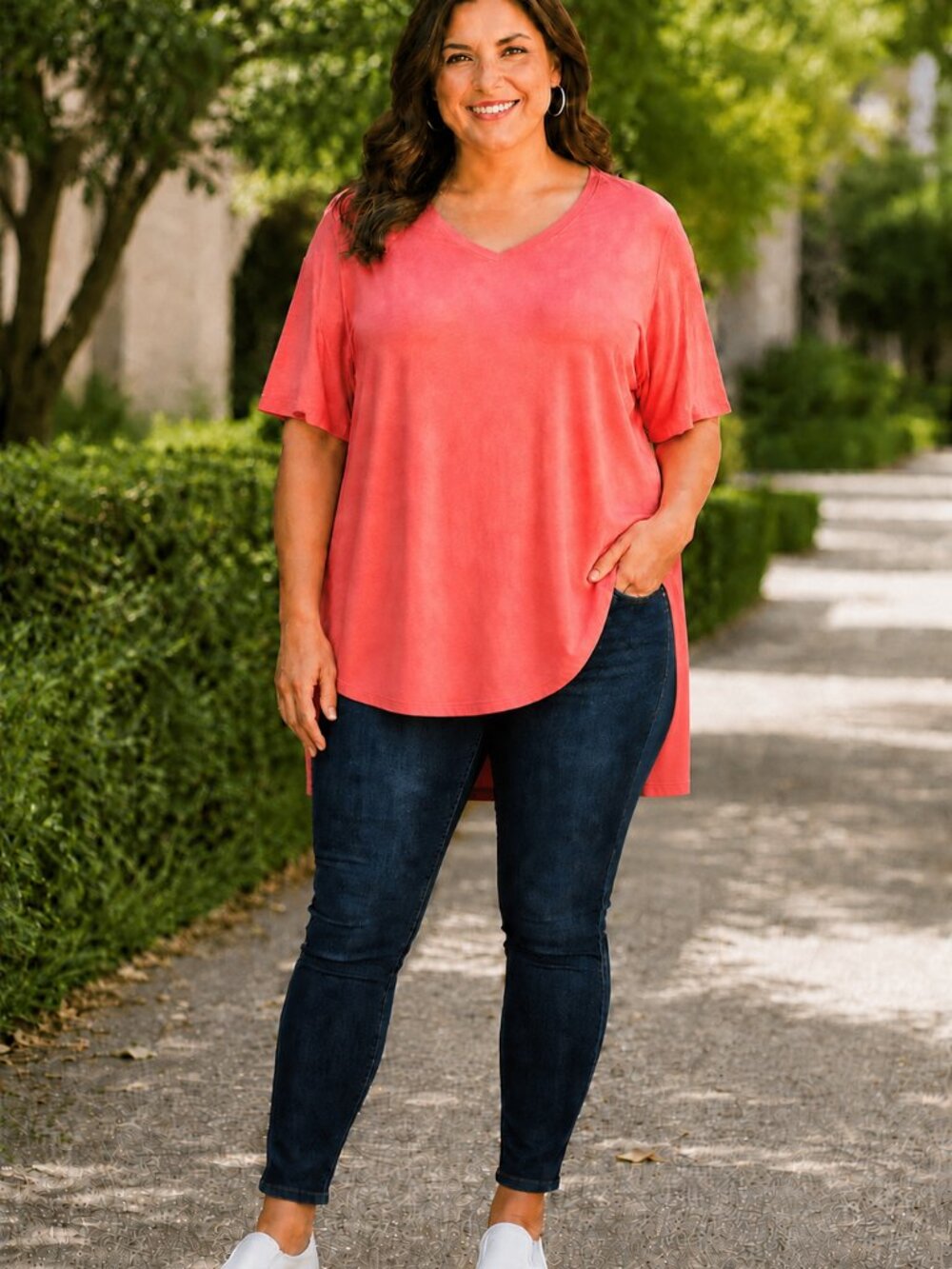 KOOLABURRA by UGG Short Sleeve V-Neck Coral Oversized HiLo Tee 3X